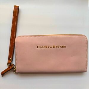 Dooney & Bourke Large City Zip Around Wallet Clutch Blush Pastel Pink Wristlet